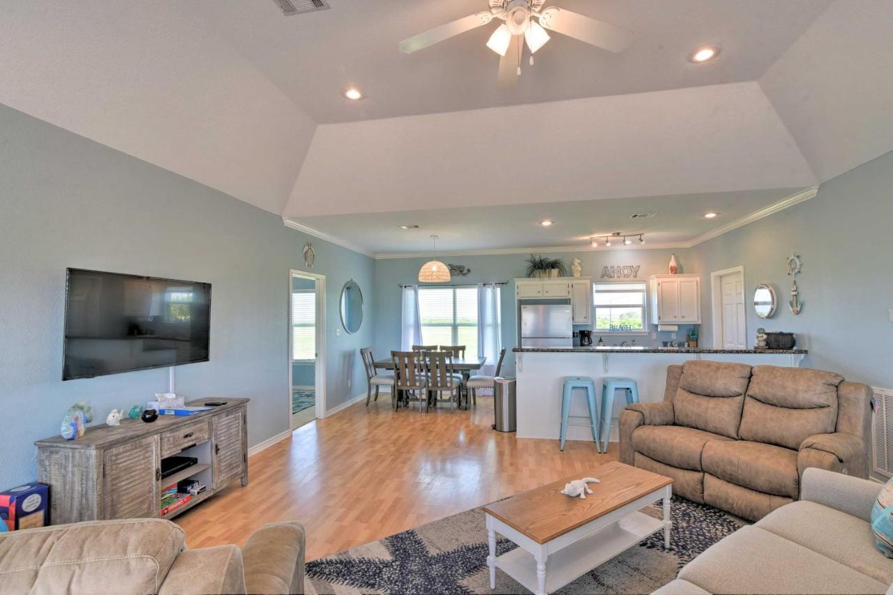 Villa Bright Crystal Beach House, Walk To Coast! Bolivar Peninsula Exterior foto