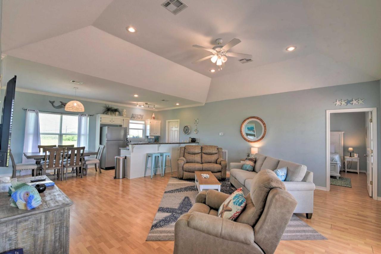 Villa Bright Crystal Beach House, Walk To Coast! Bolivar Peninsula Exterior foto