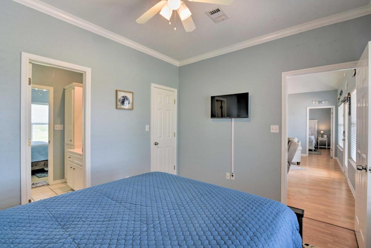 Villa Bright Crystal Beach House, Walk To Coast! Bolivar Peninsula Exterior foto